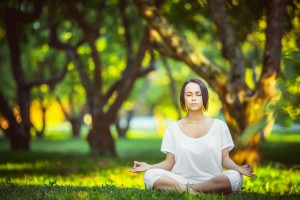 AYX官网-《英雄联盟》跨界合作“未来之战”势不可挡！